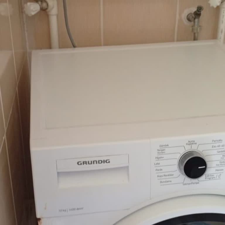 Garanti Altındaki Çamaşır Makinesinde Paslanma Ve Ücretli Servis Talebi
