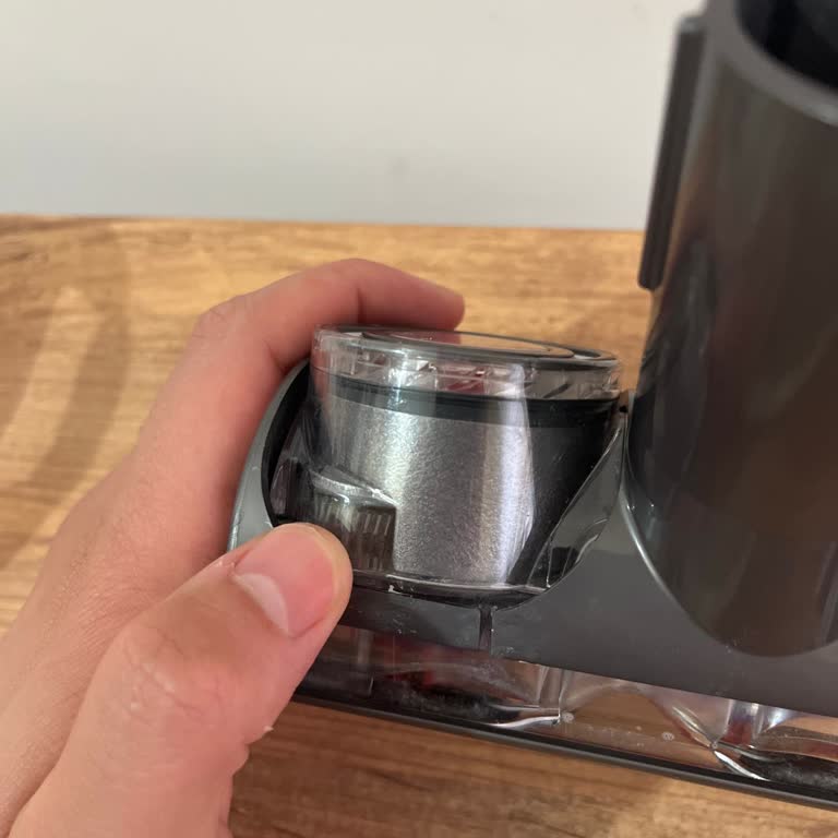 Dyson Cinetic Ball Türbin Başlığı Çatladı Ve Garanti Kapsamı Dışında
