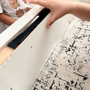 IKEA'dan Gelen Hasarlı Raflar İçin Değişim Ve Ücret İadesi Talebi