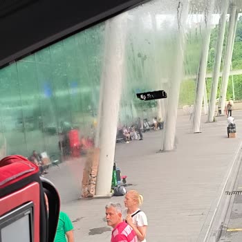 Sürekli Gecikme Ve Arızalı Otobüs Hizmeti