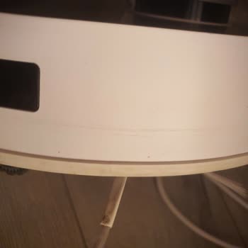 Kırık Docking İstasyonu Ve Yetersiz Media Markt Servisi