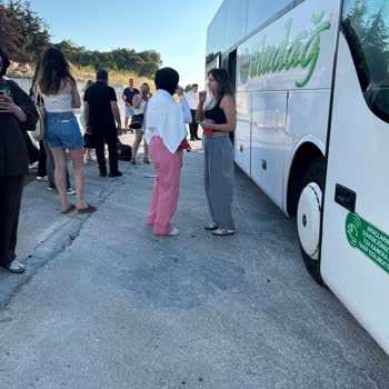 Otobüs Gecikmesi Ve Arıza Nedeniyle Uzun Süre Bekletilme, İade Ve Özür Talebi