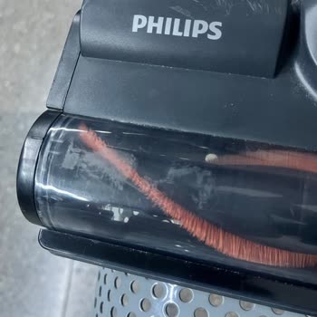Servis Başlık Parçasını Hasara Uğrattı Ve Kullanılmış Parça Takıyor