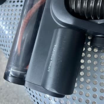 Servis Başlık Parçasını Hasara Uğrattı Ve Kullanılmış Parça Takıyor