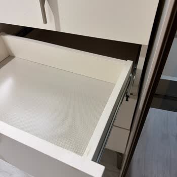 Keyfiyet Mobilya’da Çizik, Kırık Ve Montaj Hatalı Yatak Odası Takımı İçin Hızlı Çözüm Talebi