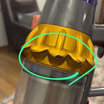 Garanti Kapsamındaki Dyson Süpürge Hasarı İçin Ücretsiz Servis İncelemesi Talep Ediyorum