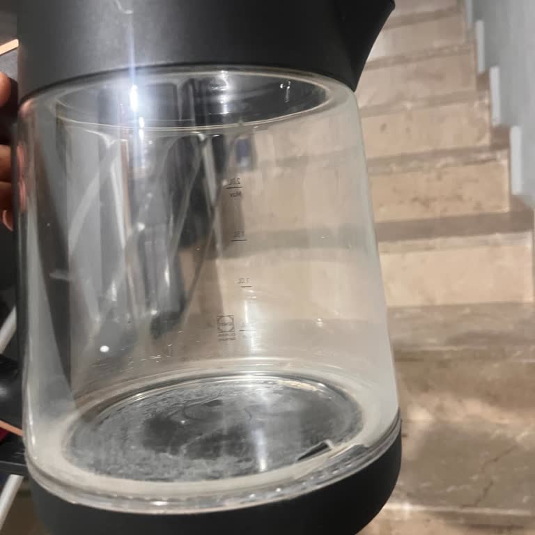 Alt Cam Haznesinin Kırılması Ve Satış Sonrası Destekte Çözüm Bulamama