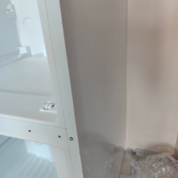 Hasarlı Buzdolabı Teslimi, Teşhir Ürünü Teklifi Ve Bayi Oyalaması