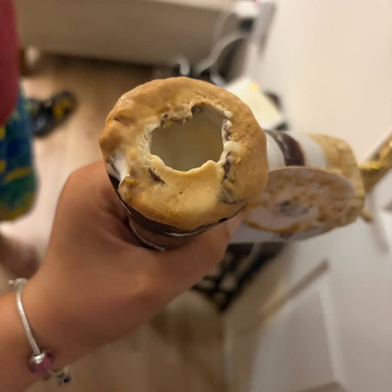 Algida Cornetto Siparişinde Boş Koniler Ve Hijyen Şikayeti