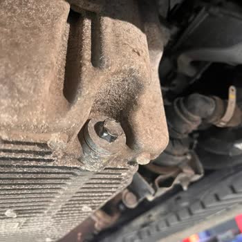 Petrol Ofisi İstasyonunda Yetkisiz Yağ Değişimi Ve Garanti Riski