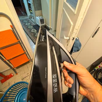 Tefal Puremax Ütü Yetersiz Buhar Ve Su Sızıntısı Sorunu
