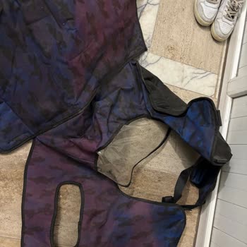 Güneşten Etkilenmeyen Brandanın Hızlı Solması Ve Şirketin Çözüm Sunmaması