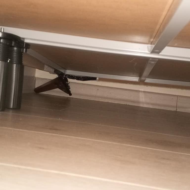 Mondi Home Avcılar Şubesinde Baza Ayakları Kırıldı, Güvenlik Riski Ve İlgisizlik