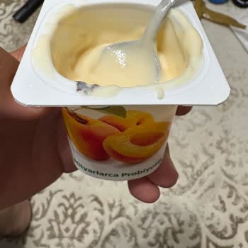 Danone Activia Yoğurdunda Yabancı Madde Ve Cevapsız Şikayet