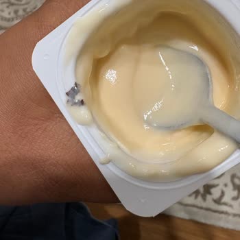 Danone Activia Yoğurdunda Yabancı Madde Ve Cevapsız Şikayet