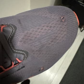 Asics Novablast 5 Ayakkabısında Erken Yırtılma Ve Garanti Reddi