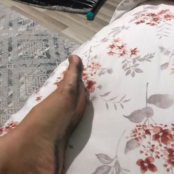 Ayakta Boya Bırakan Sandalet İçin Ayıplı Ürün Şikayeti Ve Değişim Talebi