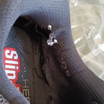 Skechers Ayakkabısının 3 Ayda Yırtılması Ve Değişim Talebi