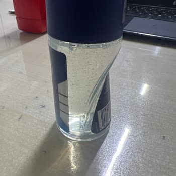 Yapışkan Nivea Men Roll-On Ve Çemberlitaş Şubesindeki İlgisiz Personel Şikayeti