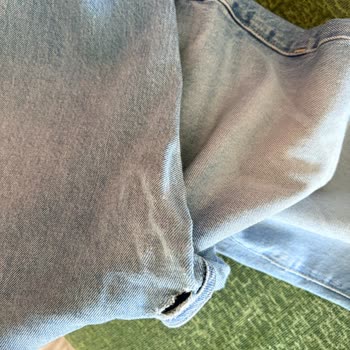Mavi Kot Pantolonun Hızlı Renk Atması Ve Yırtılması, Değişim Talebim Reddedildi