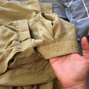 İlk Yıkamada Yırtılan Şortlu Gömlek Takımına Moda Çelikler'den Yardım Reddi