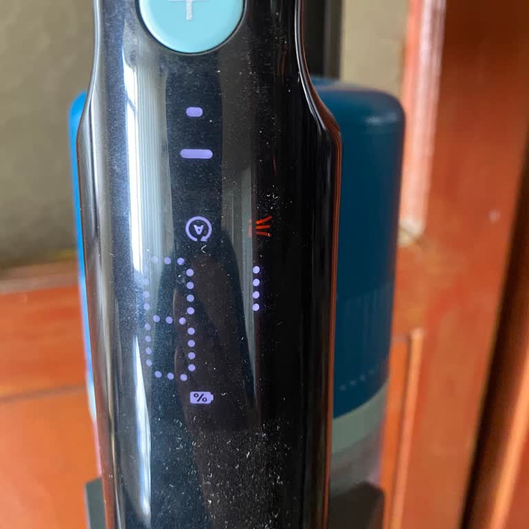 Philips 6000 Kablosuz Süpürge Kırmızı Işık Uyarısı Nedeni Açıklanmalı Ve Kalıcı Çözüm Gerekiyor
