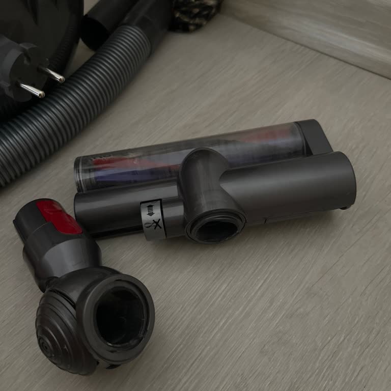 Dyson Süpürge Fırça Başlığı Kırıldı, 5 Yıllık Garanti Kapsama Dışında Bırakıldı