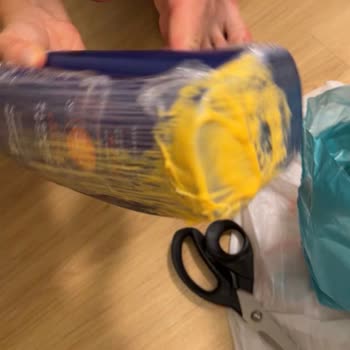 Watsons'tan Gelen Şampuanlar Hasar Görmüş, Müşteri Hizmetlerinden Yanıt Gelmemiş
