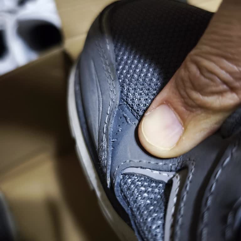Skechers Ayakkabısının Dikiş Açılması Ve İade Reddi