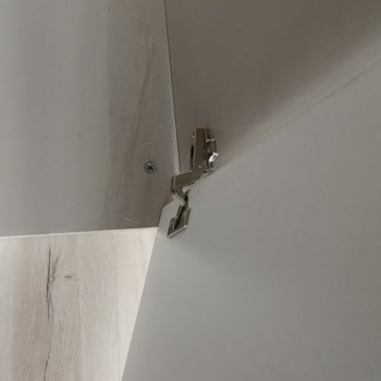 Montaj Hatası Nedeniyle Kusurlu Gardırop Ve Acil Ürün Değişimi Talebi