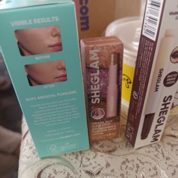 Kargo Açık Ve Yırtık Geldi, Fondöten Eksik Teslim Edildi