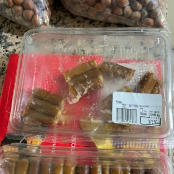 Kırık Kavanoz Ve Boş Fındıklı Köme İle Yurtiçi Kargo’dan Gelen Ürünlerde Yaşadığım Mağduriyet