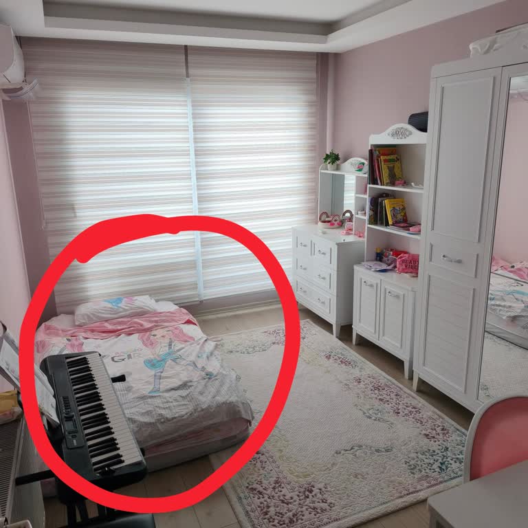 Ritmix Çocuk Odası Takımının Önemli Parçalarının Gecikmeli Teslimatı Ve Bilgi Eksikliği