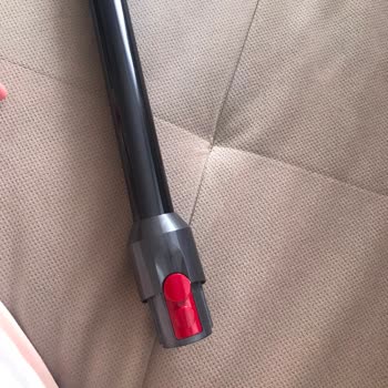 Dyson V12 Süpürge Boru Arızası Tekrarlıyor, Kalıcı Çözüm Talebi
