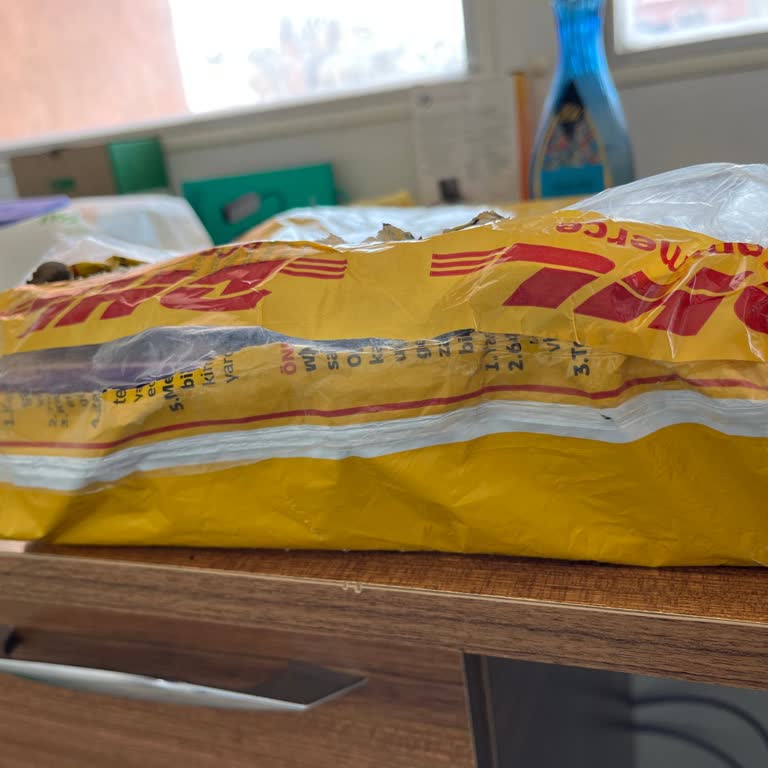 DHL Kargo Paketi İzinsiz Açılması Ve Telafi Talebi