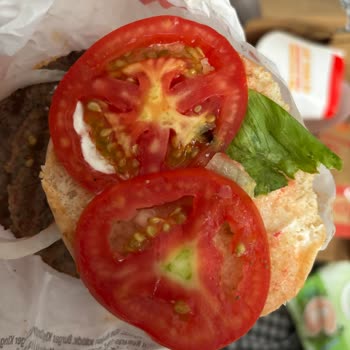 Soğuk Ve Bozuk Hamburger İçin Getir Yemek İadesi Reddedildi