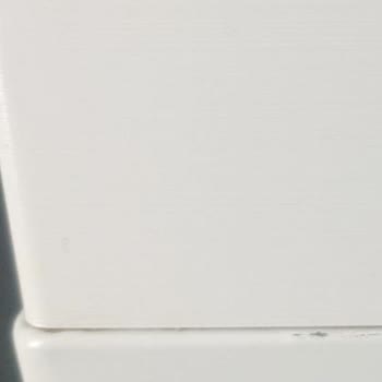 Uğur Derin Dondurucunun Boya Patlakları Ve Dış Yüzey Deformasyonu