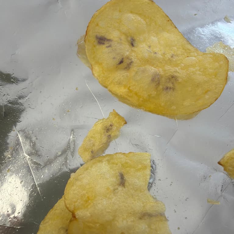Lays Cipsinde Mor Renkli Cips Tespit Edildi, Sağlık Ve Güven Endişesi