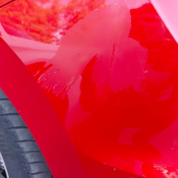 Yeni Skoda Fabia’da Sol Tampon Vernik Hasarı Ve Servis İhmaline Karşı Garanti Talebi