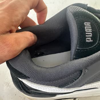 Puma Ayakkabısında İç Topuk Kırılması Ve Renk Solması