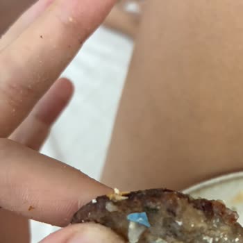 Köfteci Ramiz Hazır Köfte İçinde Plastik Parça Tespit Edildi