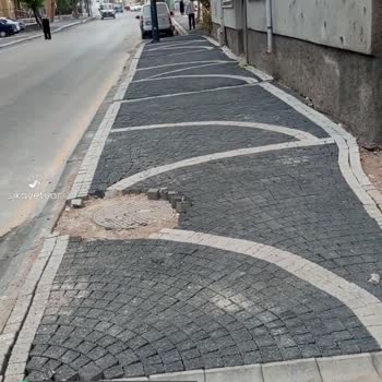 Niğde Belediyesi Araba Park Girişi Çok Yüksek!