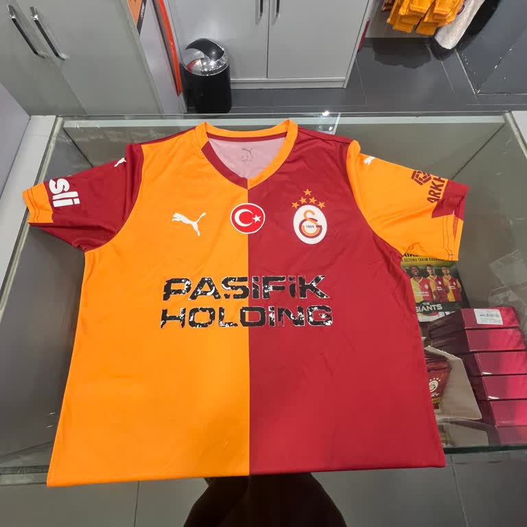 GS Store'da Galatasaray Formamda Logo Çözülmesi Ve İade Talebimin Reddi