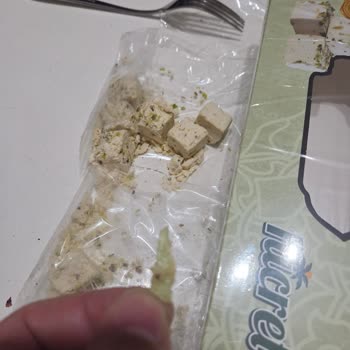 Çocuğum Helva İçindeki Plastik Parçayla Yaralandı; Şirket İlgisiz Kaldı
