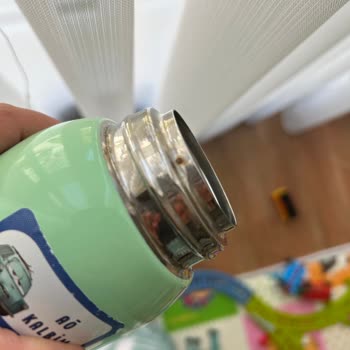 Paslanmaz Çelik İddiasına Uymayan Çocuk Matarasında Kısa Sürede Paslanma Ve Satıcıdan Çözüm Yok