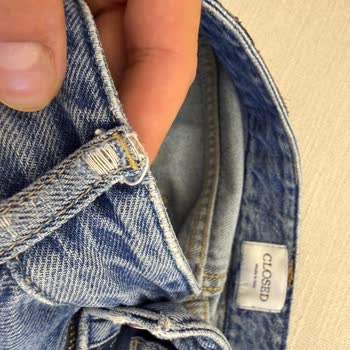 Closed Kot Pantolonundaki Deformasyon Ve Değişim Talebi