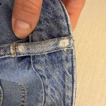 Closed Kot Pantolonundaki Deformasyon Ve Değişim Talebi