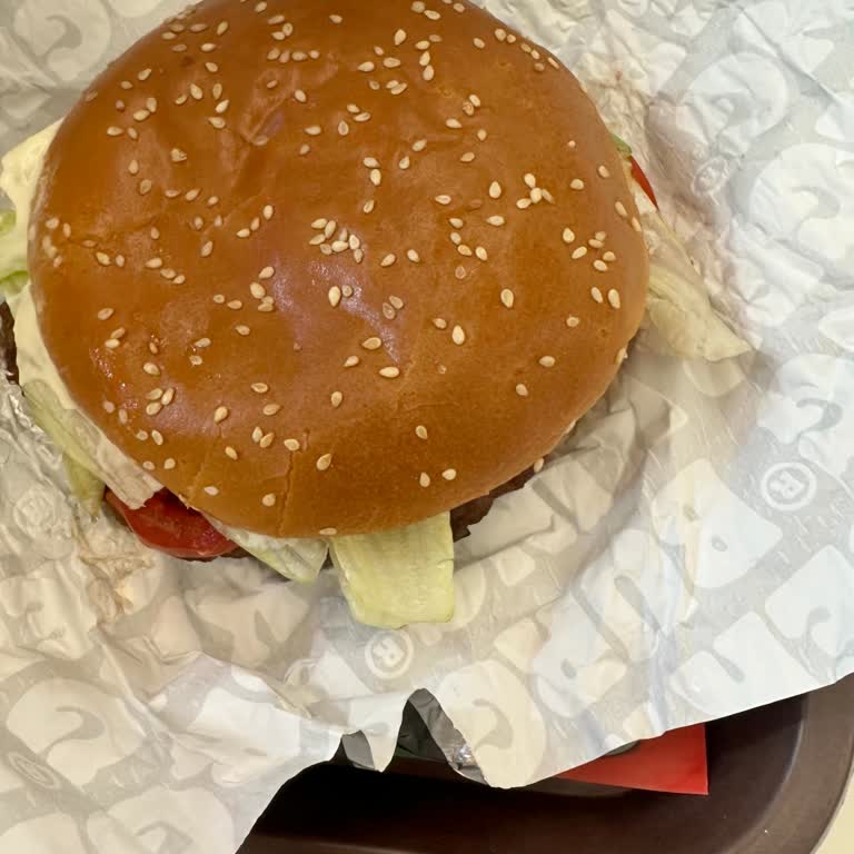 Orion AVM Burger King Şubesinde Soğuk Ve Dağınık Ürün Şikayeti