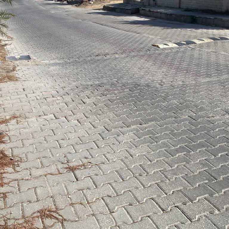 Boyalık Mahallesi'nde Kırık Tümseği Çocuk Ve Yayalar İçin Tehlike