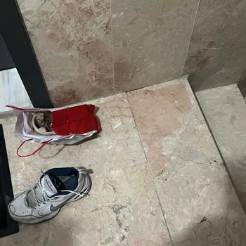 Kuryenin Dökülen İçecekleri Nedeniyle Zaman Kaybı Ve Moral Bozukluğu